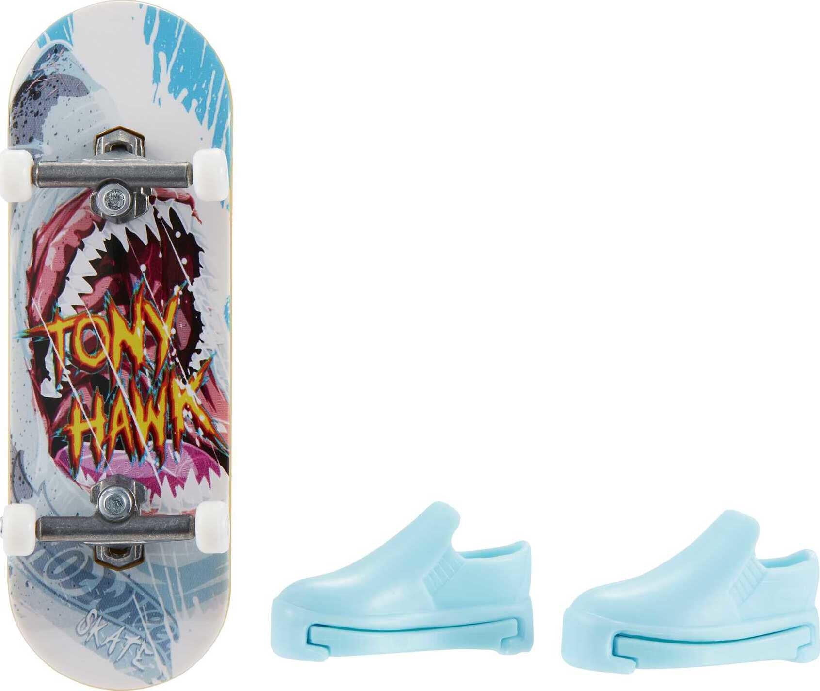 Hot Wheels Skate Tony Hawk Fingerboard & Skate Shoes, Toy for Kids (Styles May Vary)