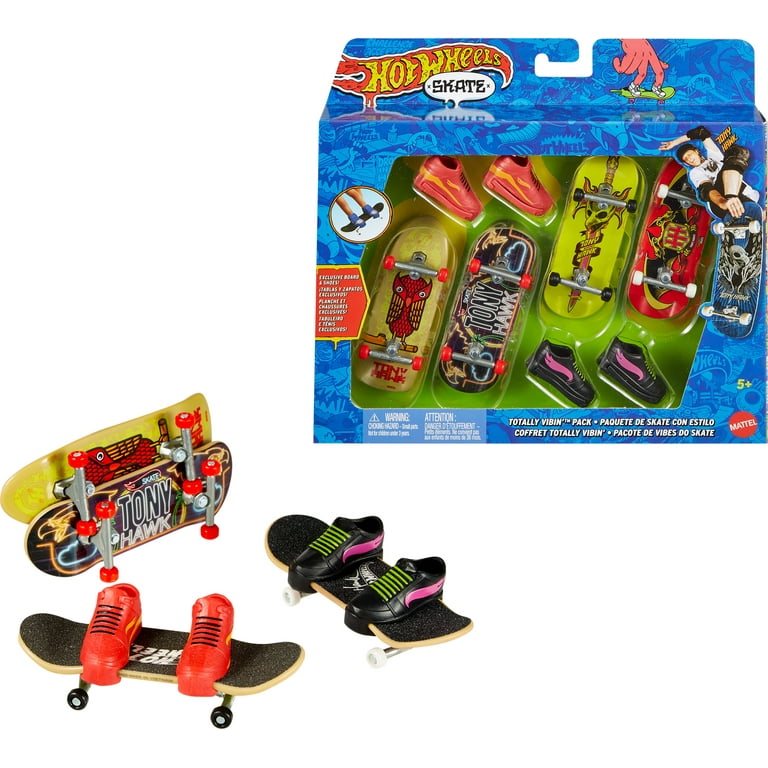 Hot Wheels Skate Tony Hawk Set of 4 Fingerboards & 2 Sets of