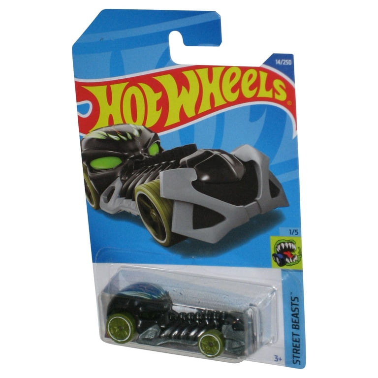 Hot Wheels Street Beasts 1/5 (2021) Gray Skull Crusher Toy