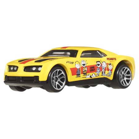 Hot Wheels Toy Car, Entertainment-Themed 1:64 Scale Vehicle (Styles May Vary)