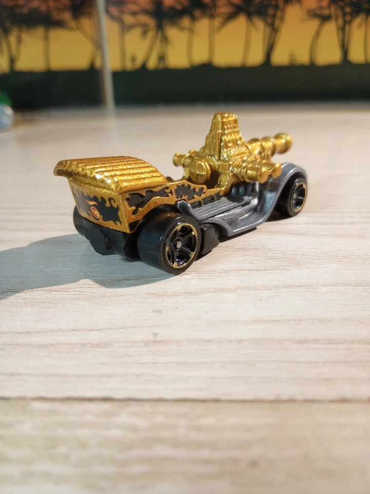 Hot Wheels Treasure Hunt Grease Rod 1:64 Die Cast 2015 Release Malaysia 24 K Gold 50th Anniversary 1:64 Diecast #75 1 Of 9,998 China #