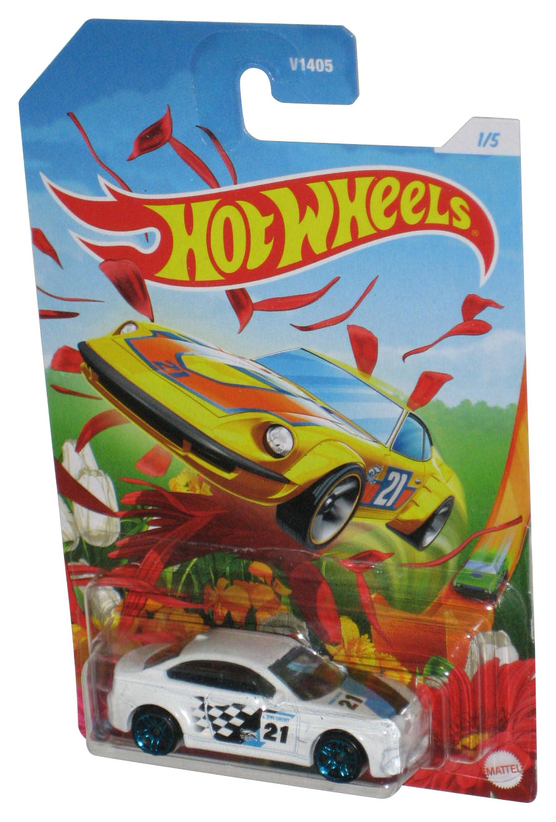 Hot Wheels White 2016 BMW M2 (2020) Mattel Die-Cast Toy Car 1/5 ...