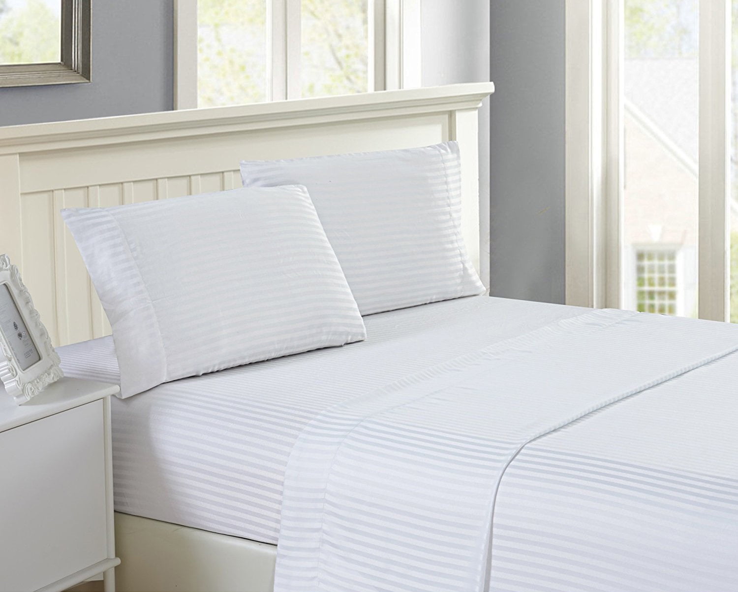 Hotel Quality SheetSet Queen Size Stripe White Luxury Double Brushed