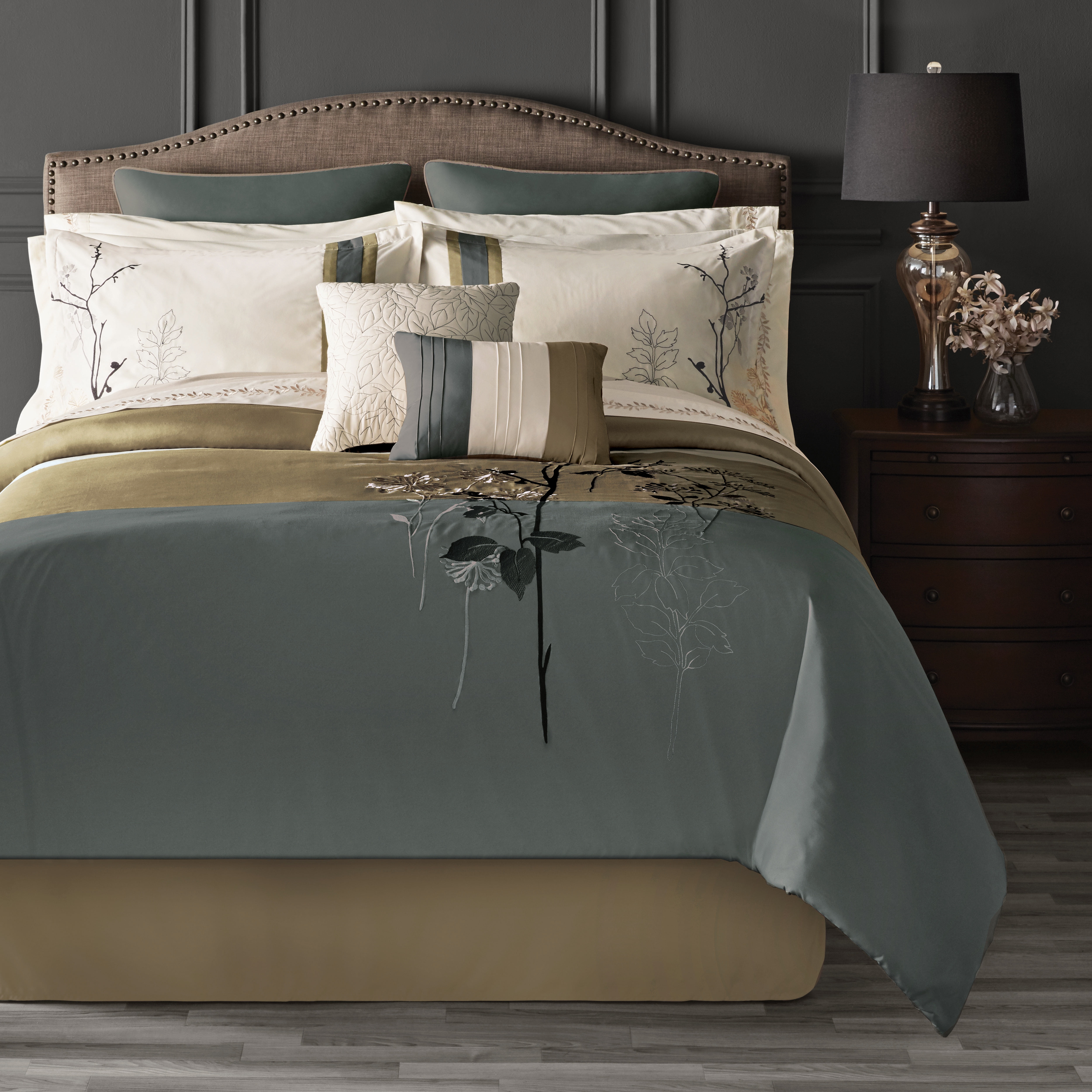 Hotel Style 14-Piece Plum & Gray Floral Embroidered Bed in a Bag, King