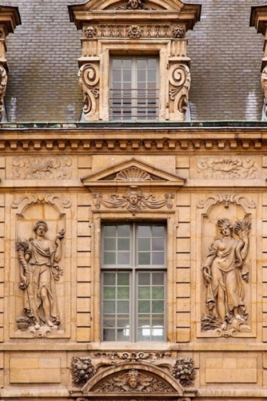 Hotel de Sully in Les Marais Canvas Art - Brian Jannsen DanitaDelimont (24 x 36)