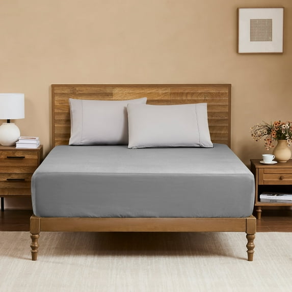 Hotella Twin Fitted Sheet, 100% Microfiber, Soft & Fade-Resistant, 14" Deep Pocket, 39x75", Light Gray, Ideal for Dorm Beds