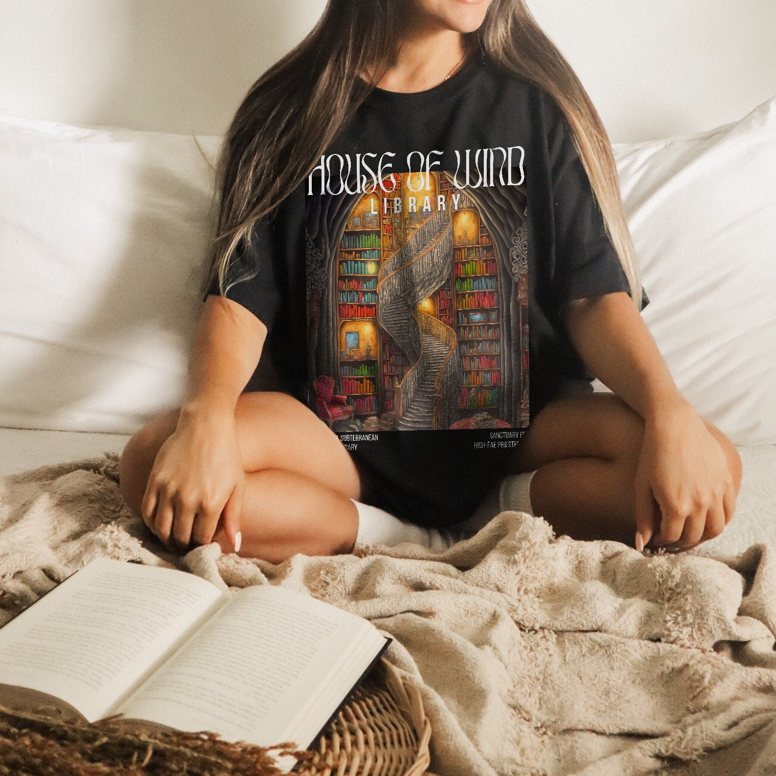 House Of Wind Library Velaris ACOTAR Illustrated Art Licensed Shirt