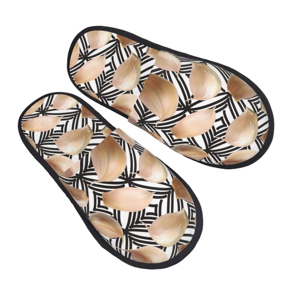 House Slippers for Women Men - garlic cloves print Lightweight House Shoes Fuzzy Slippers, Soft Slip-On Cozy House Slippers for Woman Indoor Outdoor