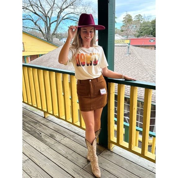 Howdy Graphic Tee