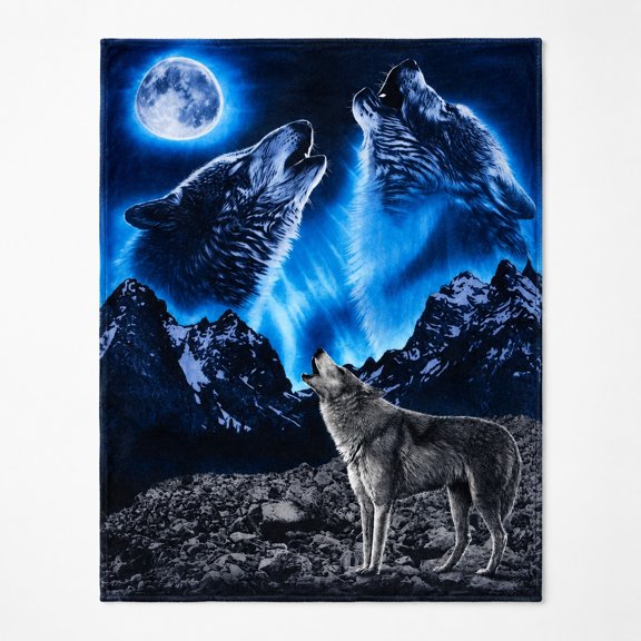 Howling Wolf Fleece Blanket, Soft Moonlit Wolf & Mountain Print Throw for Sofa & Couch, All-Season Polyester, Multiple Sizes