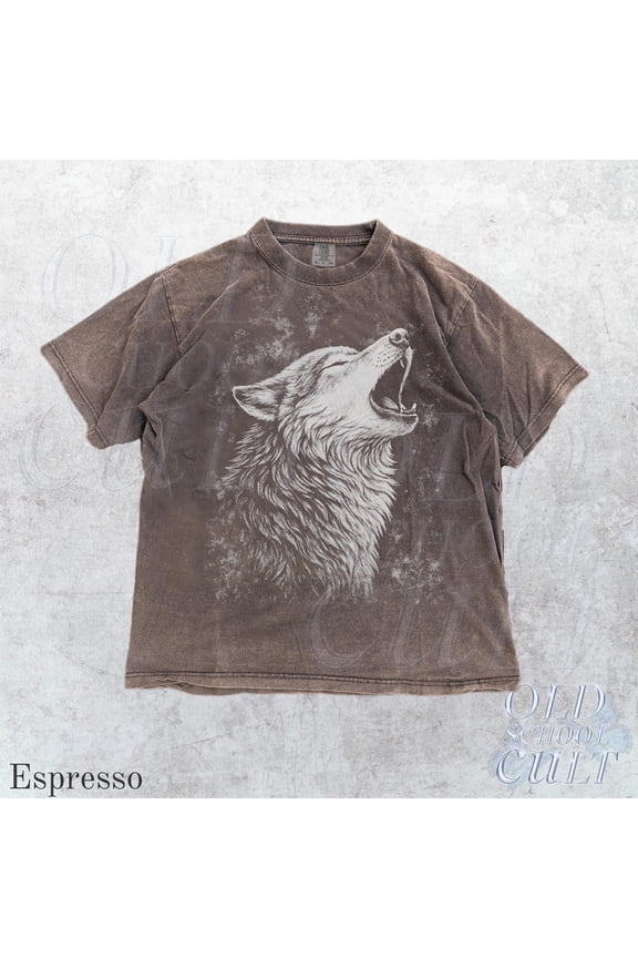 Howling Wolf Vintage Graphic Shirt, Retro Comfort Colors® Wolf Shirt, Gothic Y2k Top,Dark Art Grunge Acid Wash 90s Grunge Forest Animal Tee
