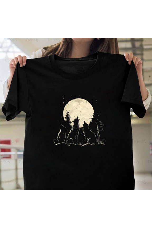 Howling Wolves Vintage Wolf Moon Funny Animal Sarcastic Unisex T-Shirt, up to size 5XL