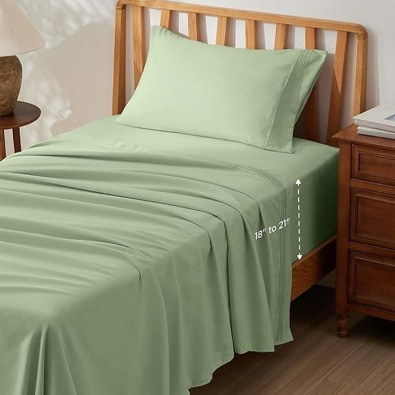 Huba Homes Queen Sheets Set - Fits Mattresses Up to 21" Thick, 4 Piece Air Mattress Sheets with Deep Pocket, Moisture Wicking Soft Cooling Bedding Sheets & Pillowcases Sage Green