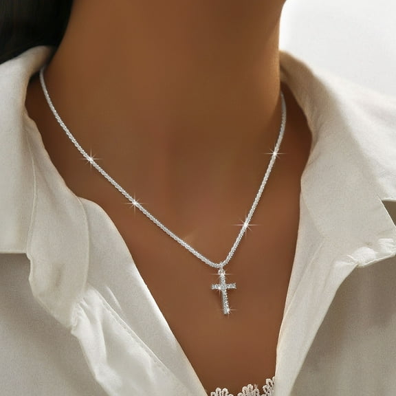 Huepoe Women Necklace Cross Pendant Shimmering Surface Adjustable Length Neck Jewelry Daily Wear Gifting Lightweight Lady Clavicle Necklace