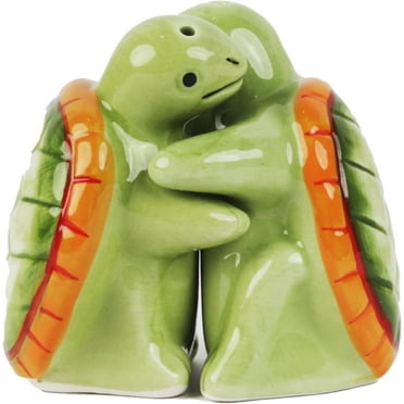 Hugging Turtles Salt and Pepper Shaker