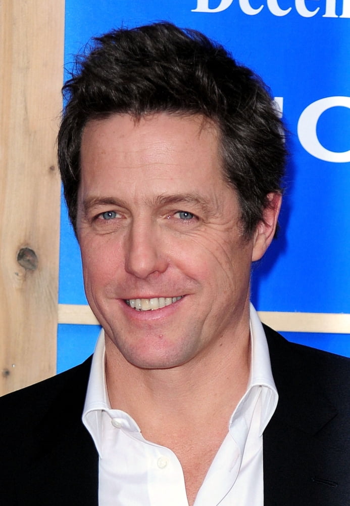 Hugh Grant At Arrivals For Did You Hear About The Morgans Premiere Canvas Art - (16 x 20)