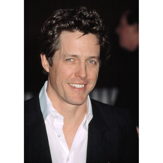 Hugh Grant At Premiere Of About A Boy Photo Print (16 x 20)