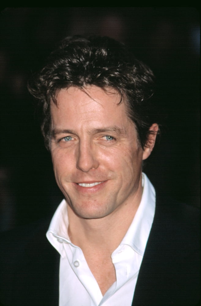 Hugh Grant At Premiere Of Murder By Numbers Canvas Art - (16 x 20)