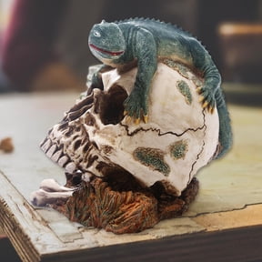 Human Skull Statue, Hand Carved Skeleton Sculpture Figurine Ornament - Chameleon
