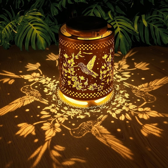 Hummingbird Solar Lanterns Garden Decor Birthday Gifts for Women Mon Grandma Metal Hanging Solar Lights Waterproof Outdoor Decoration for Outside LED Lanterns for Yard Patio Lawn Pathway Landscape