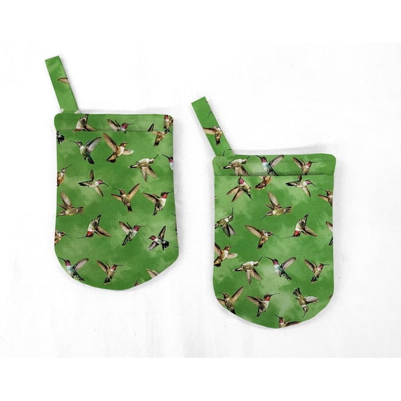 Hummingbirds Oven Mitts (Set Of 2) by Penny's Needful Things (Green)