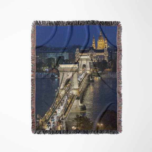 Hungary, Budapest, Chain Bridge, Danube River - Eu13 Jen0102 - Jim Engelbrecht, Woven Blanket
