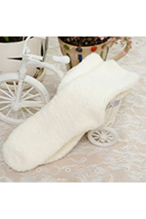 Crew Socks for Women, Women Fuzzy Fluffy Cozy Slipper Socks Warm Soft Winter Plush Home Sleeping White