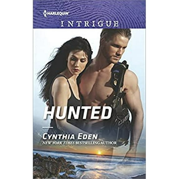 Pre-Owned Hunted (Unknown) 133572107X 9781335721075