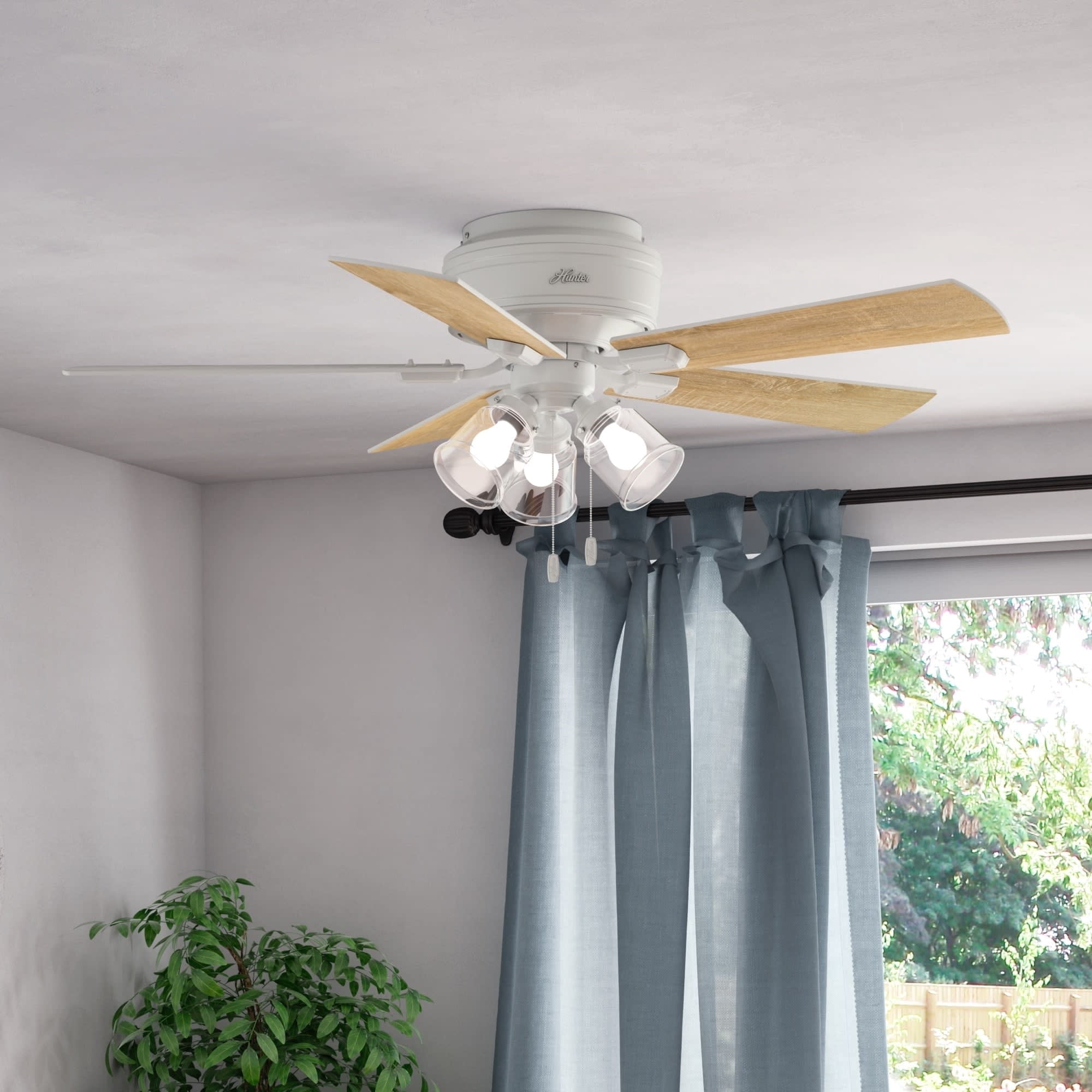Hunter 52 inch Indoor Ceiling Fan with LED Lights and Pull Chain - Low Profile Mount White Ceiling Fan, 5 Blades, For Bedroom, Living Room, or Kitchen, Quiet - Crestfield 54207, Fresh White