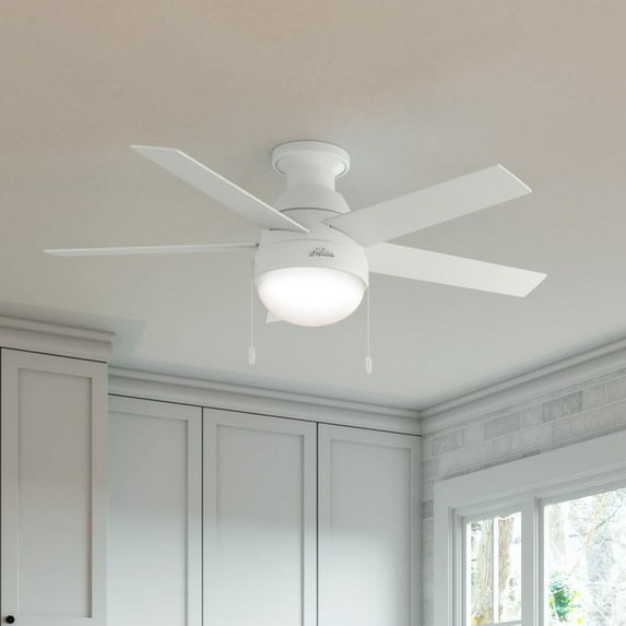 Hunter - Anslee Indoor Low Profile Ceiling Fan With Light, 46-inch, Fresh White, Modern-style, 3-speed WhisperWind Motor, 59269, for Living Rooms, Bedrooms