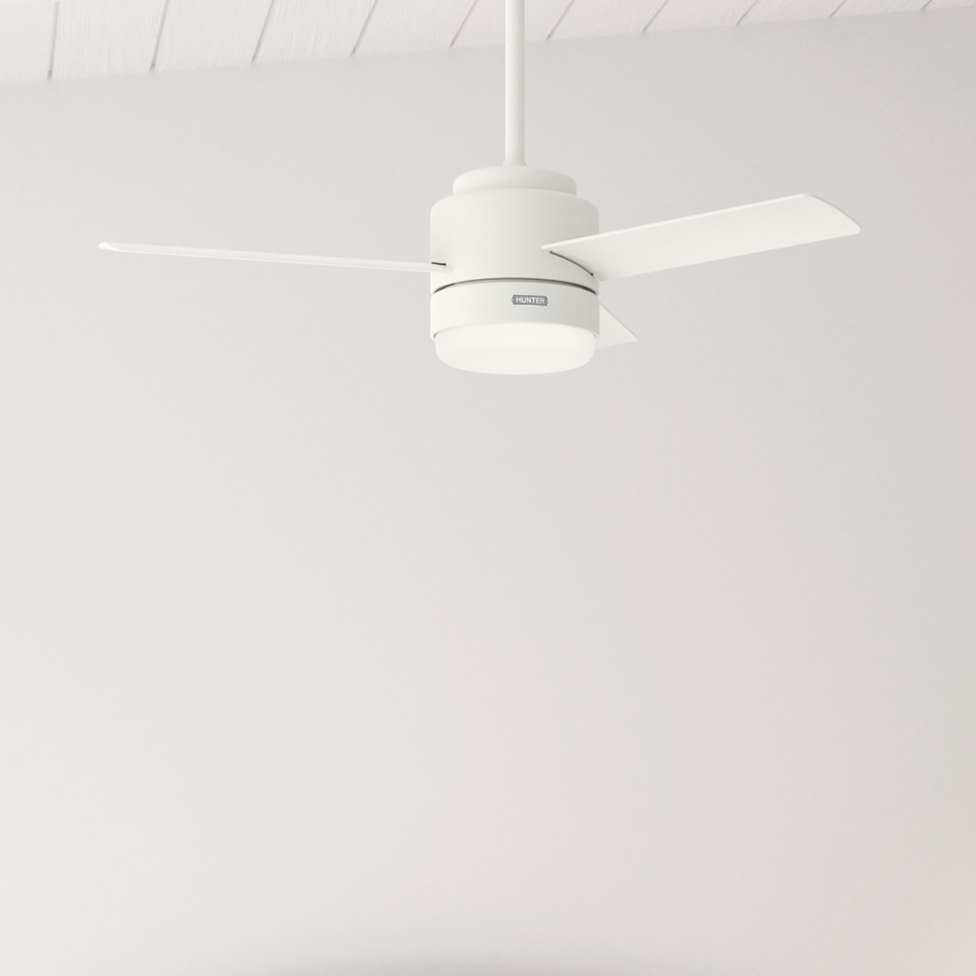 Hunter - Gilmour Indoor/Outdoor Ceiling Fan With Light, Remote, 44-inch, Matte White, Casual-style, 3-speed WhisperWind Motor, 51846, for Porches, Bathrooms