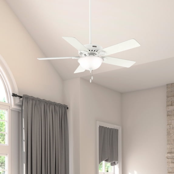 Hunter 52 inch Indoor Ceiling Fan with LED Light - White Ceiling Fan with Pull Chain, For Bedroom or Living Room, Standard Mount, No Remote, 5 Blades, Includes Bulbs - Pro's Best 52727, Fresh White