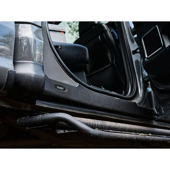 Husky Trail Armor Rocker Panel Fits 14-19 Silverado/Sierra 1500; 15-19 2500/3500 Dbl Cab 4pc Black
