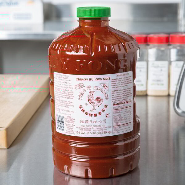 Huy Fong 8.5 lb. Sriracha Hot Chili Sauce - 3/Case