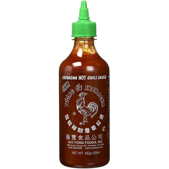 Huy Fong Foods Sriracha Hot Chili Sauce, Medium, 17 Oz - Low Sodium, No Artificial Preservatives