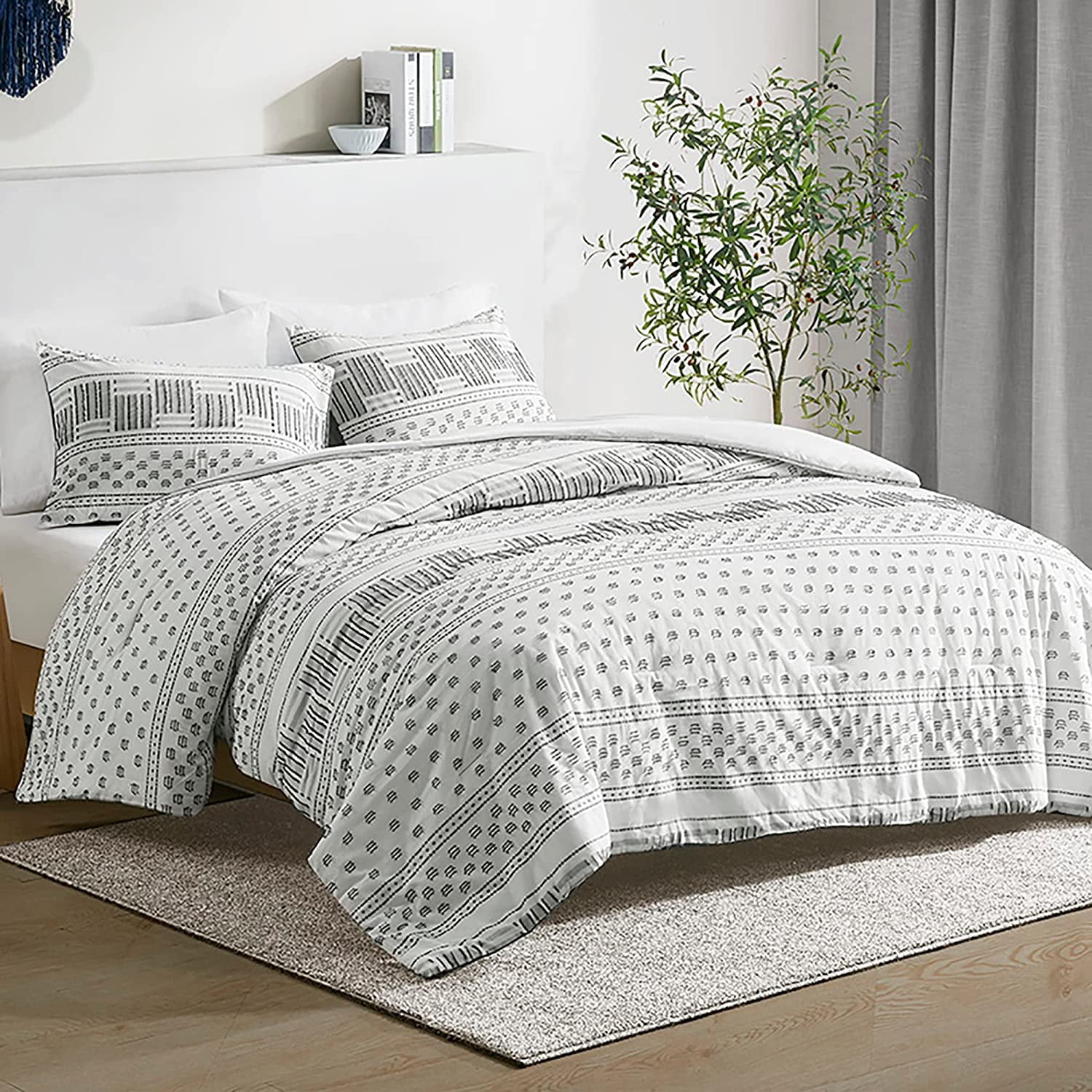 Hyde Lane Farmhouse Bedding Comforter Sets King, Ivory Boho Bed Set,Cotton  Top with Modern Neutral Style Clipped Jacquard Stripes, 3-Pieces Including