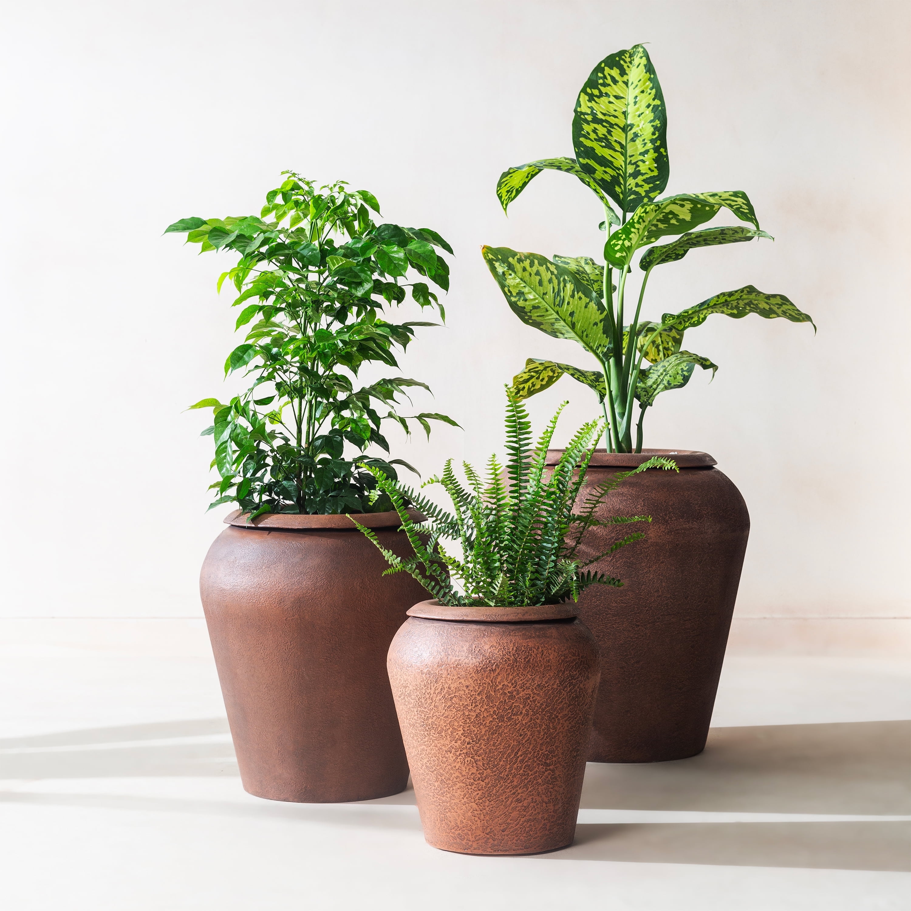 Fab Habitat Hydra Tall Metal Planter, Large (22”H x 19”W) in Terracotta ...