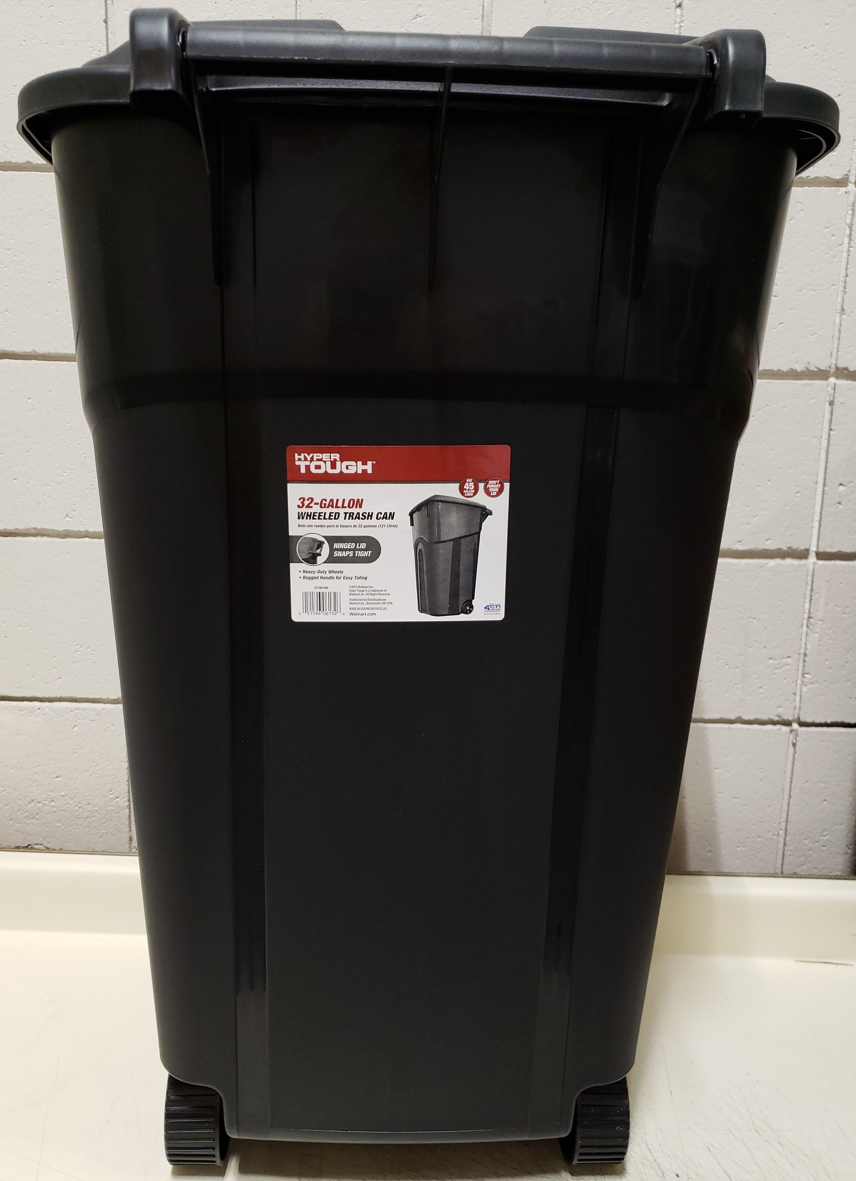 Hyper Tough 32 Gallon Heavy Duty Plastic Garbage Can, Included Lid