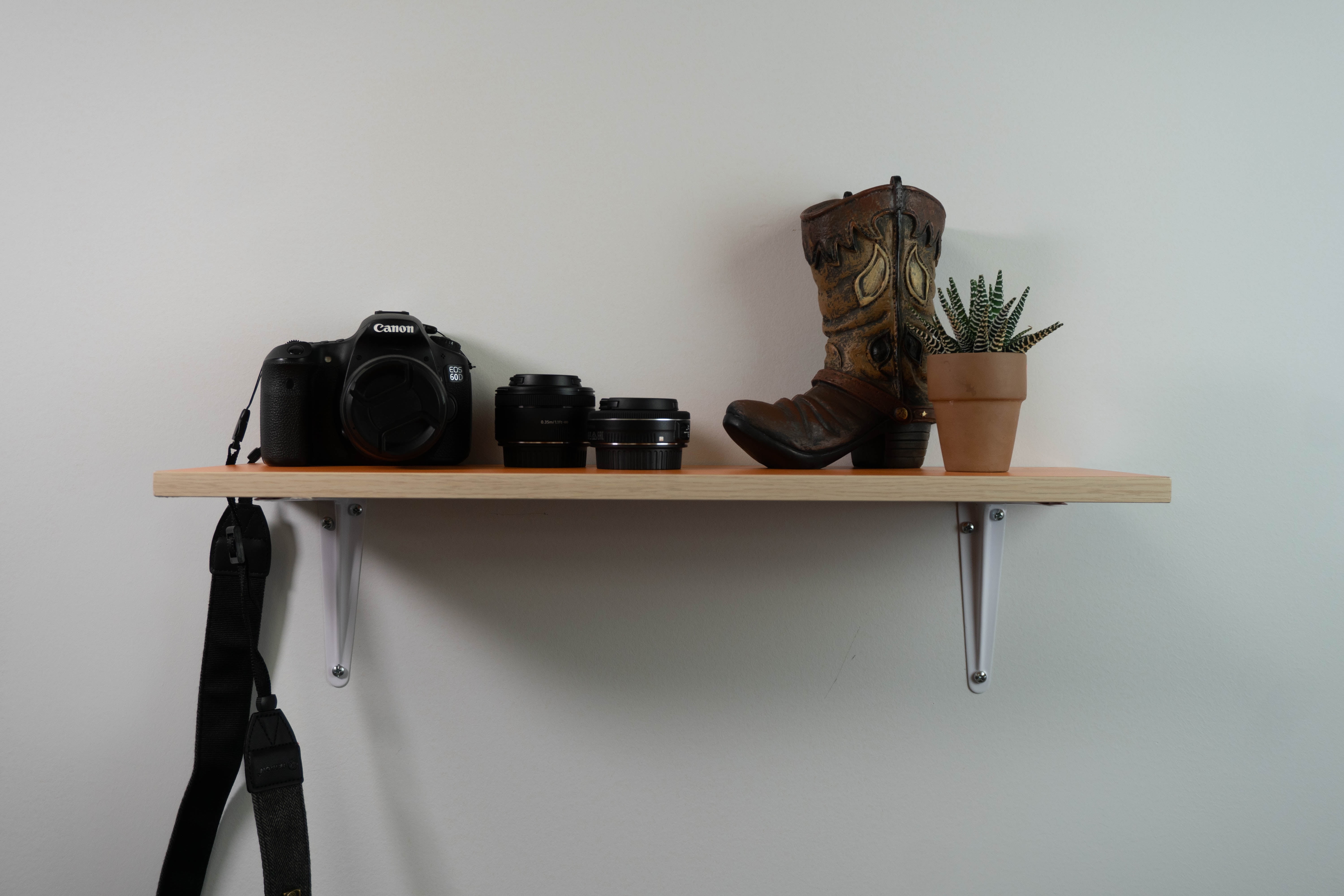 Hyper Tough 8" x 10" Shelf Bracket, White, PreDrilled Holes