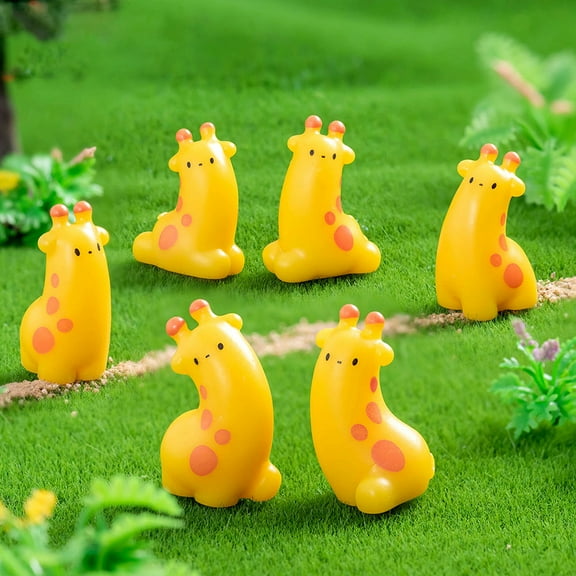 Hytrove 6Pcs Miniature Giraffe Resin Decorative Figurines for Home and Office Decor