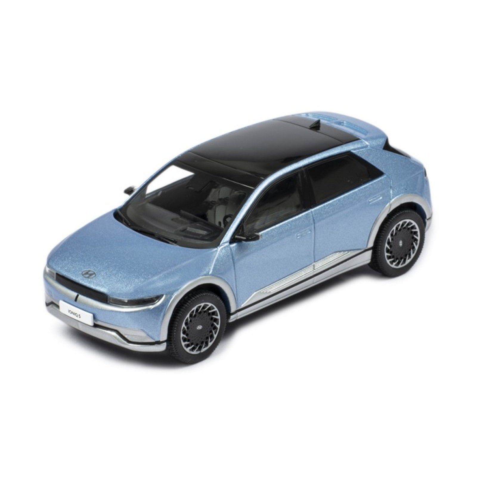 Hyundai Ioniq 5 (2022) 1:43 scale diecast model car in Metallic Blue by ...