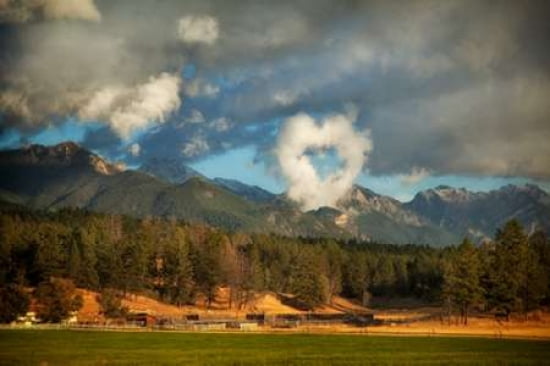 I Heart The Mountains Canvas Art - Roberta Murray (24 x 36)