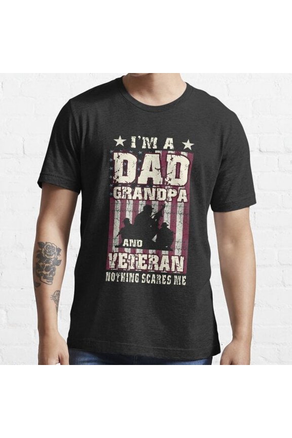 I'M Dad Grandpa Flag Soldiers Essential T-shirt