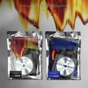 I.M - Overdrive - Random Cover - incl. 60pg Photobook, Lyrics Booklet, Mood Photocards, ID Cards, Lenticular Card, Sticker Pack + Folded Poster - Music & Performance - CD