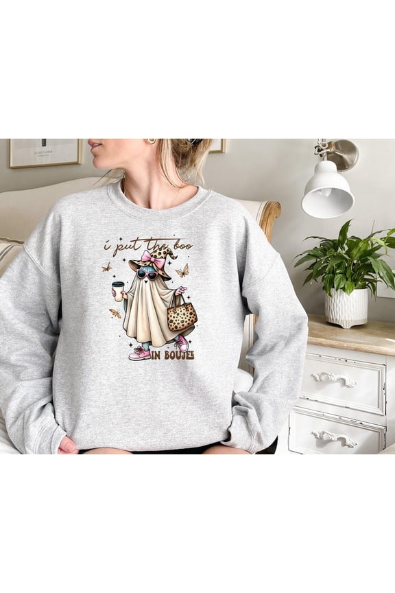 I Put the Boo in Boojee Sweatshirt– Funny Halloween Ghost Tee for Coffee Lovers – Cute Spooky Season Outfit, Sassy Fall Gift for Women