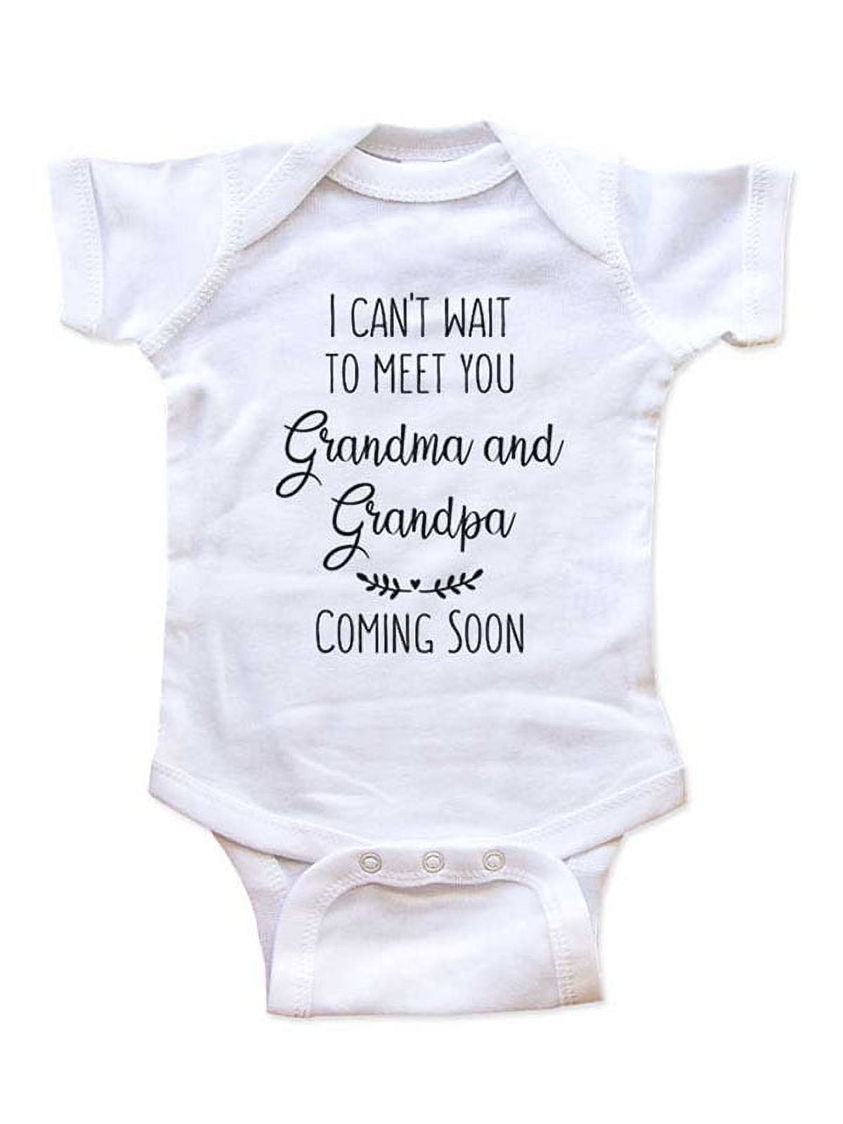 Pregnancy Announcement Onesie - See you soon Grandma – Dog Influencers