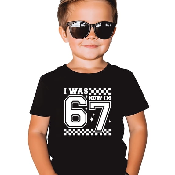 I was 6 Now I'm 7 Unisex Birthday Shirt for Boys & Girls Trendy Check 7th Birthday Tee Black Shirt Youth Medium