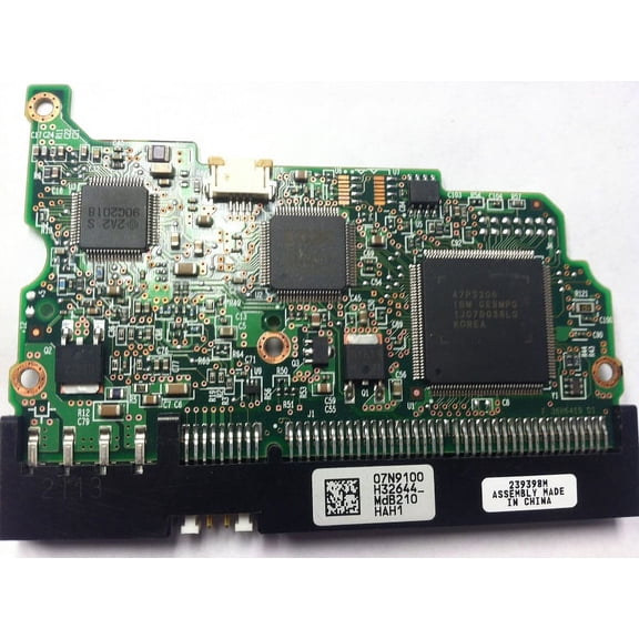 IC35L060AVVA07-0, 07N9100 H32644_, PN 07N9209, IBM 61.4GB IDE 3.5 PCB