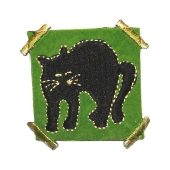ID 0914A Black Cat Badge Patch Halloween Picture Embroidered Iron On Applique