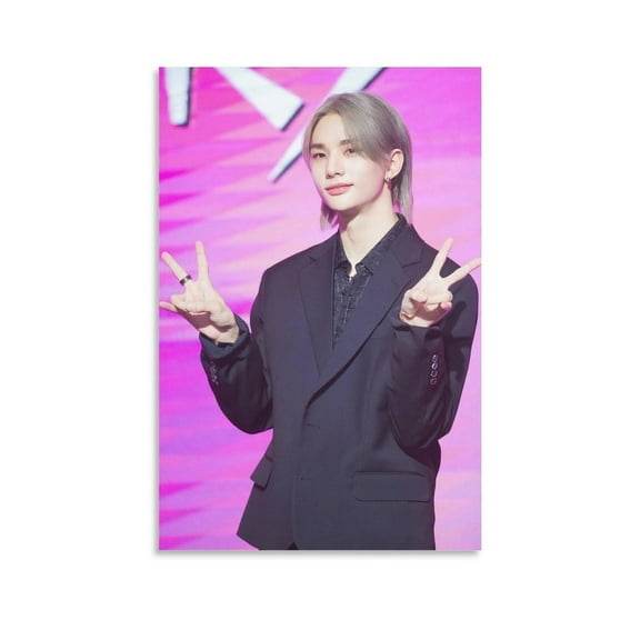 IDOLS ARTIST Hyunjin Stray Kids STAR Show Korean IDOLS ARTIST Singe Posters Aesthetics Home Office Wall Decor And Creative Painting Decoration